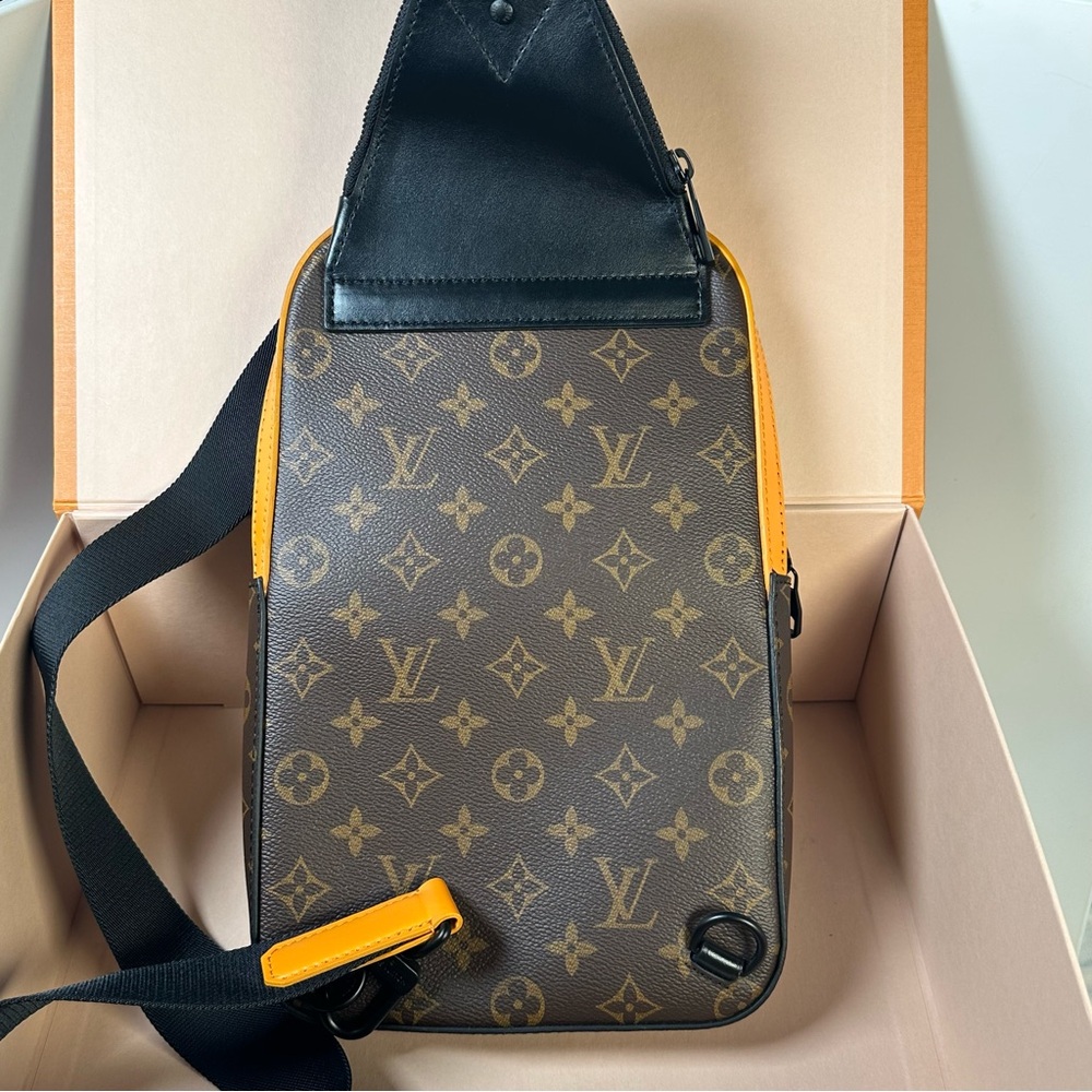 Louis Vuitton AVENUE SLINGBACK MONOGRAM MACASSAR ORANGE with Box and Dustbag - Picture 2 of 15